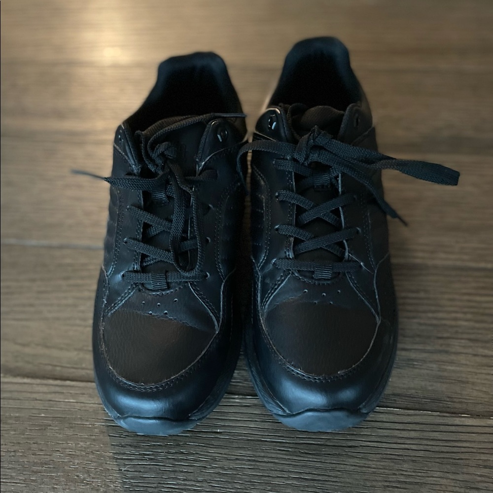 TredSafe slip resistant shoes